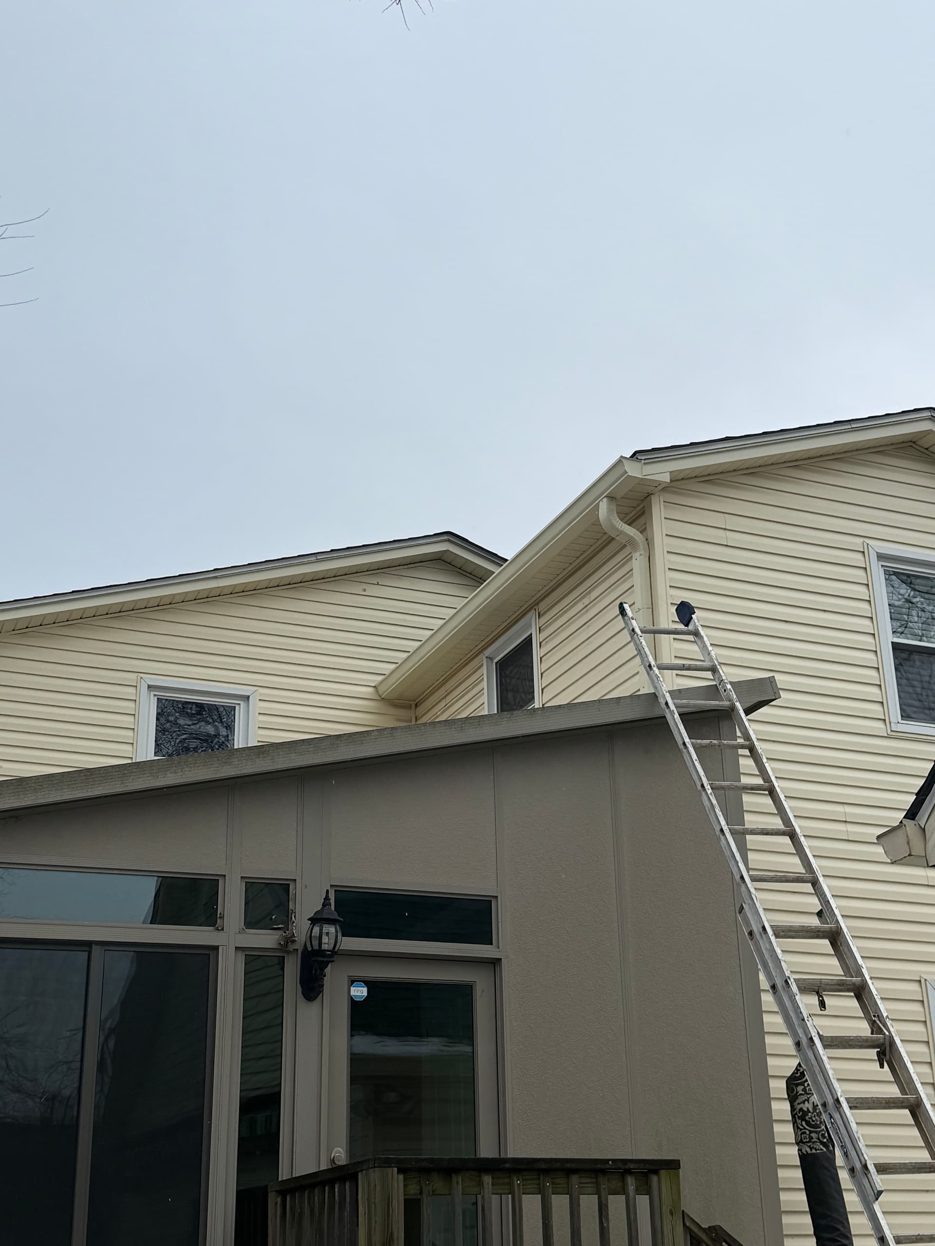 Gallery photos for Snowy Day Gutter Installation in Lexington: Image #2