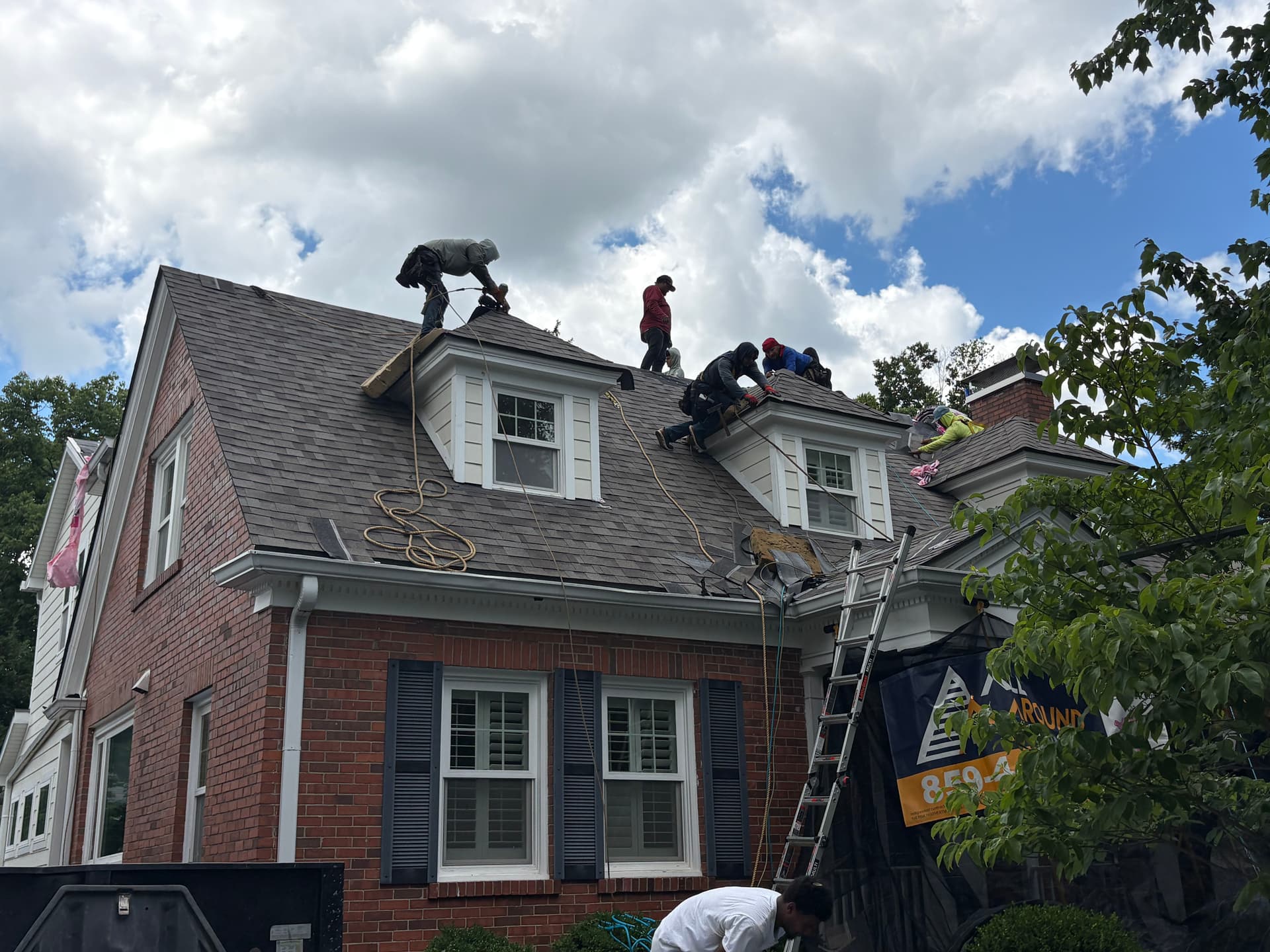 Gallery photos for Duration Driftwood Shingles Give This Classic Brick Home a Fresh Roof: Image #1
